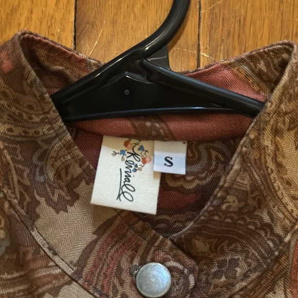 Revivall Victorian paisley button down shirt - Picture 2 of 3